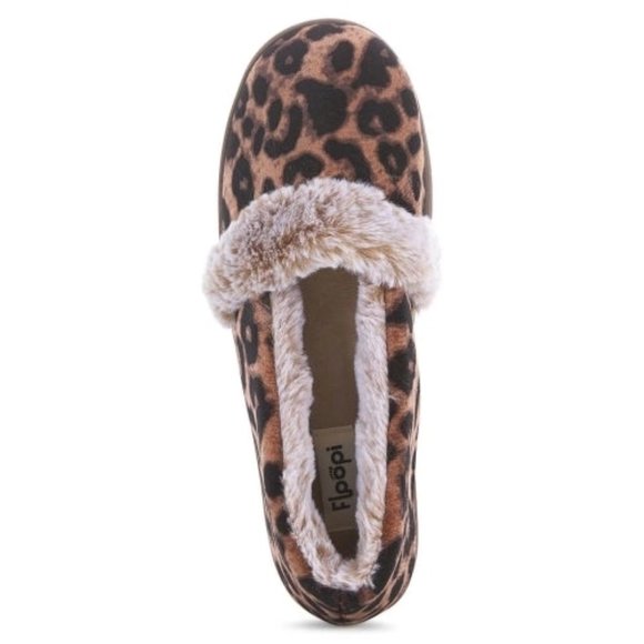 Women's Roxy Leopard Closed-Back Slippers - Picture 3 of 5